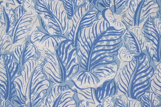 Mille Feuilles wallpaper in Cobalt, bold and expressive with deep blue leaf motifs that echo Dufy’s iconic palette and artistic rhythm.