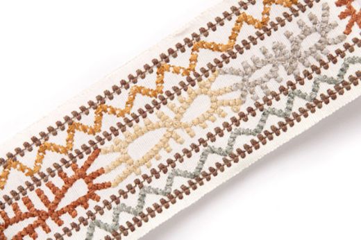Caravanne Border Trim in Natural – subtle tonal embroidery in natural hues with Aztec motif on linen border tape
