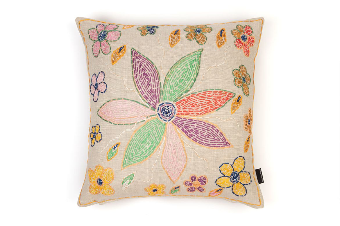 Picture of Refugee Craft Group Marguerite Daisy Cushion
